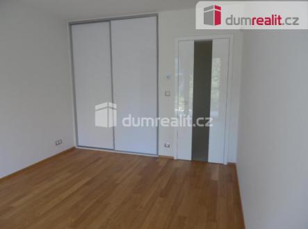 Pronájem bytu, 2+kk, 62 m²