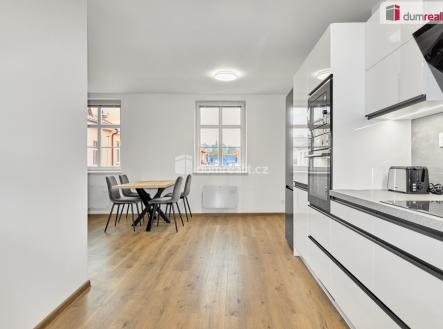 Prodej bytu, 3+kk, 90 m²