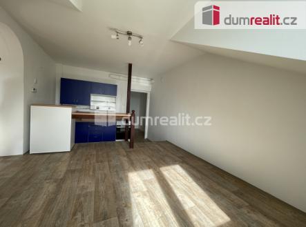 Pronájem bytu, 2+kk, 40 m²