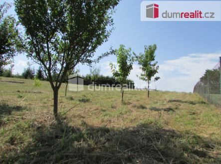 Prodej pozemku pro bydlení, 2 032 m²