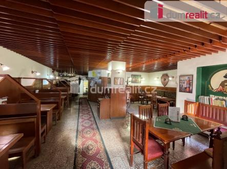 Pronájem restaurace, 281 m²