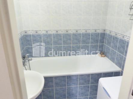 Pronájem bytu, 2+kk, 42 m²