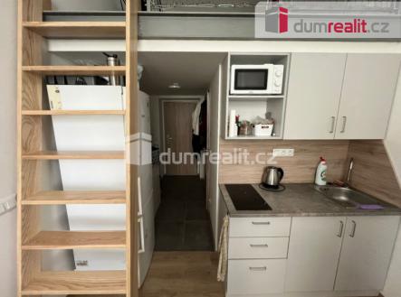 Pronájem bytu, 1+kk, 24 m²