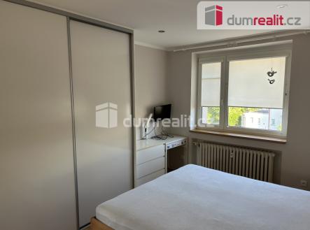 Pronájem bytu, 3+kk, 62 m²