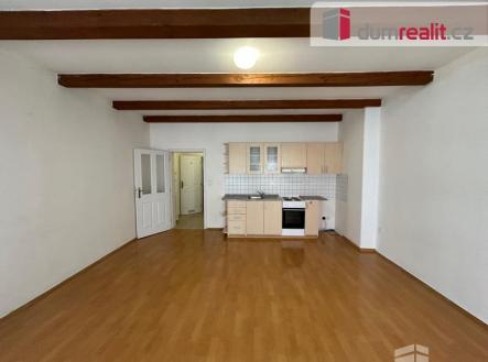 Pronájem bytu, 1+kk, 35 m²