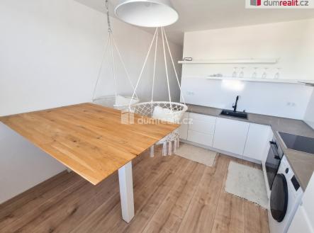 Pronájem bytu, 2+1, 63 m²