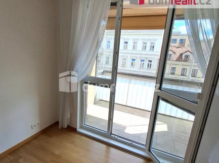 Pronájem bytu, 3+kk, 80 m²