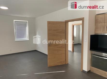 Pronájem bytu, 2+kk, 61 m²