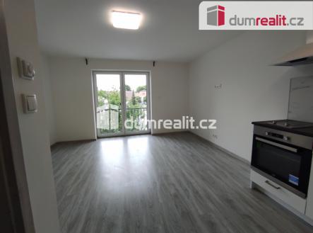 Pronájem bytu, 1+kk, 28 m²