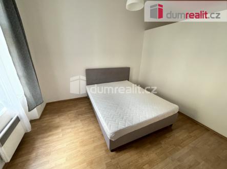 Pronájem bytu, 2+kk, 35 m²