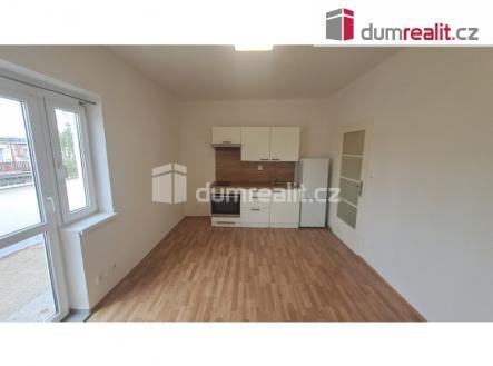 Pronájem bytu, 1+kk, 34 m²