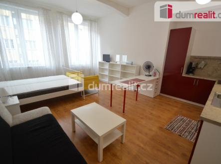 Pronájem bytu, 1+kk, 38 m²