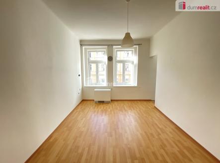 Pronájem bytu, 1+kk, 32 m²