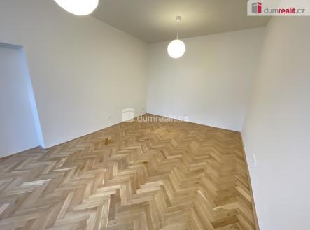 Pronájem bytu, 1+1, 38 m²