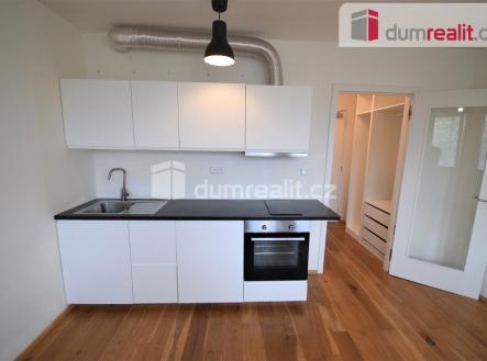 Pronájem bytu, 1+kk, 27 m²