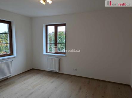 Pronájem bytu, 2+kk, 58 m²