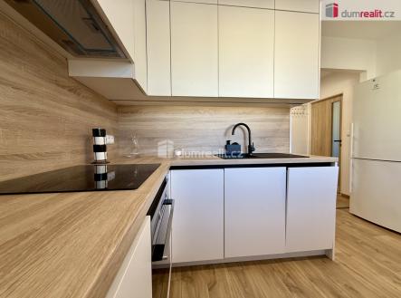 Pronájem bytu, 2+1, 42 m²