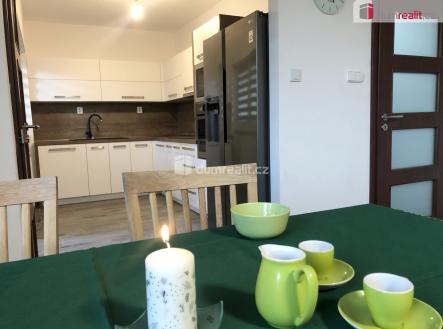 Pronájem bytu, 3+kk, 97 m²