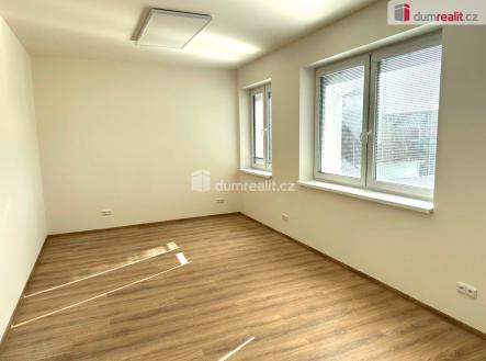 Pronájem bytu, 1+kk, 30 m²