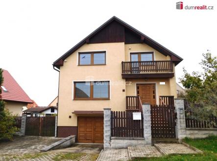 Prodej - dům/vila, 327 m²