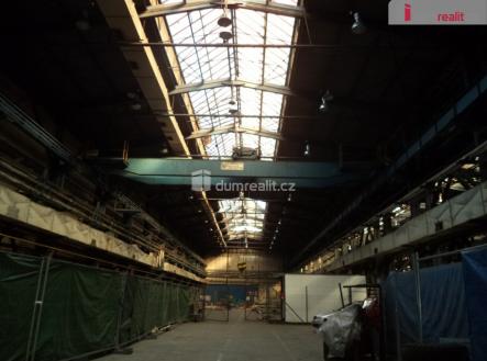 Pronájem výrobní prostor, 600 m²