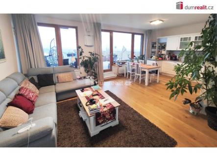 Pronájem bytu, 3+kk, 95 m²