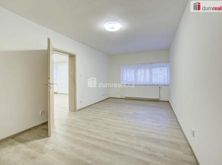 Pronájem bytu, 3+kk, 62 m²