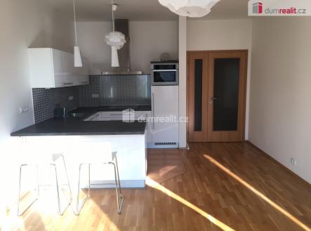 Pronájem bytu, 2+kk, 68 m²