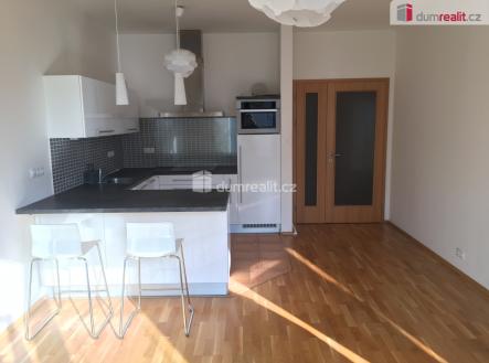 Pronájem bytu, 2+kk, 68 m²