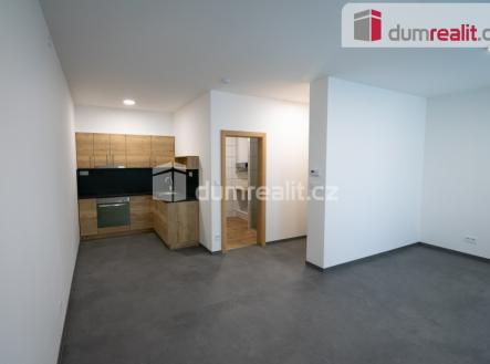 Pronájem bytu, 1+kk, 32 m²