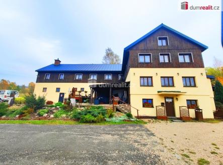 Prodej - penzion, 851 m²