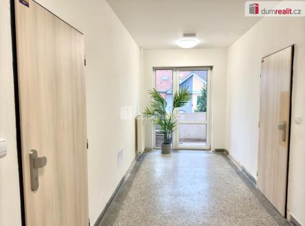 Pronájem bytu, 1+kk, 34 m²