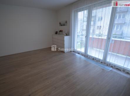 Pronájem bytu, 1+kk, 40 m²