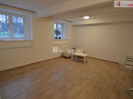 Pronájem bytu, 1+kk, 35 m²