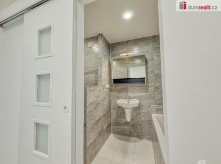 Pronájem bytu, 2+1, 60 m²