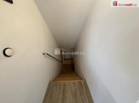 Pronájem bytu, 4+kk, 100 m²