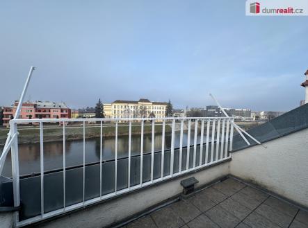 Pronájem bytu, 4+kk, 100 m²