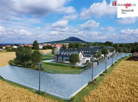 Prodej pozemku pro bydlení, 10 842 m²