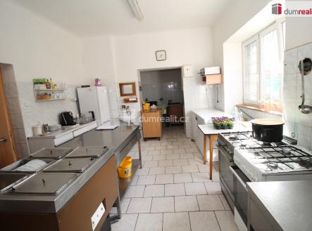 Prodej - hotel, 460 m²