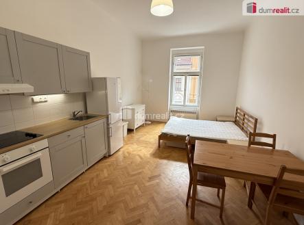 Pronájem bytu, 1+kk, 38 m²