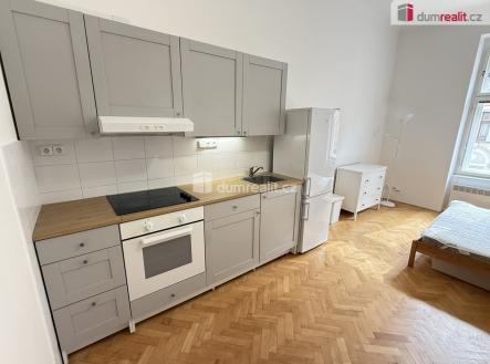 Pronájem bytu, 1+kk, 38 m²