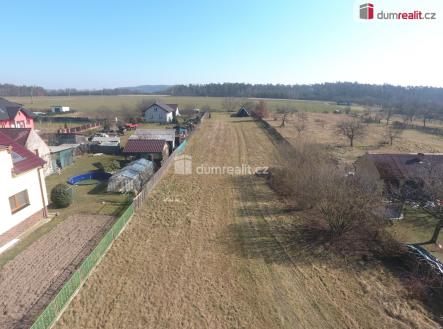 Prodej pozemku pro bydlení, 3 042 m²