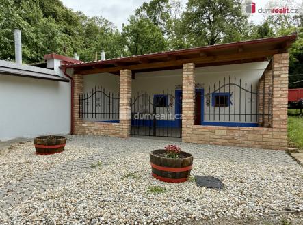 Prodej - restaurace, 150 m²