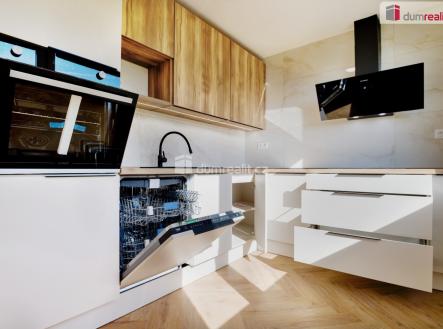 Pronájem bytu, 2+1, 63 m²