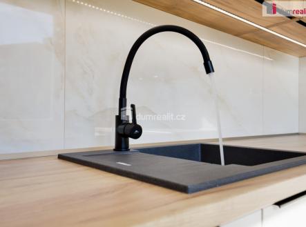 Pronájem bytu, 2+1, 63 m²