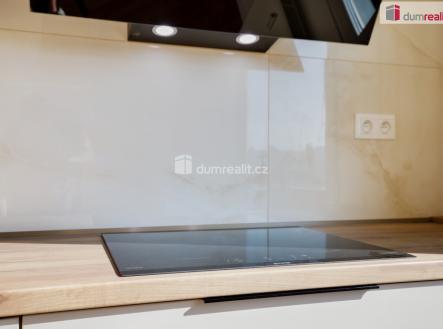 Pronájem bytu, 2+1, 63 m²