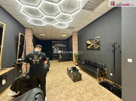 Pronájem obchodní prostor, 46 m²