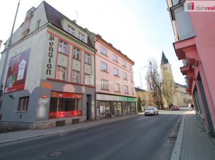 Prodej - nájemní dům, 450 m²