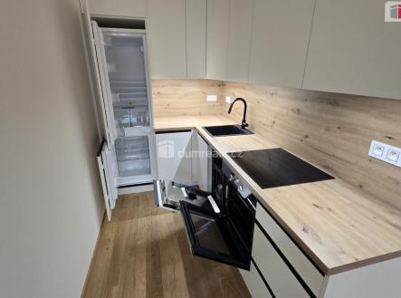 Pronájem bytu, 2+kk, 52 m²