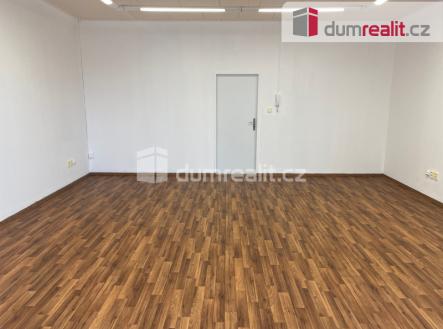 Pronájem - kanceláře, 38 m²